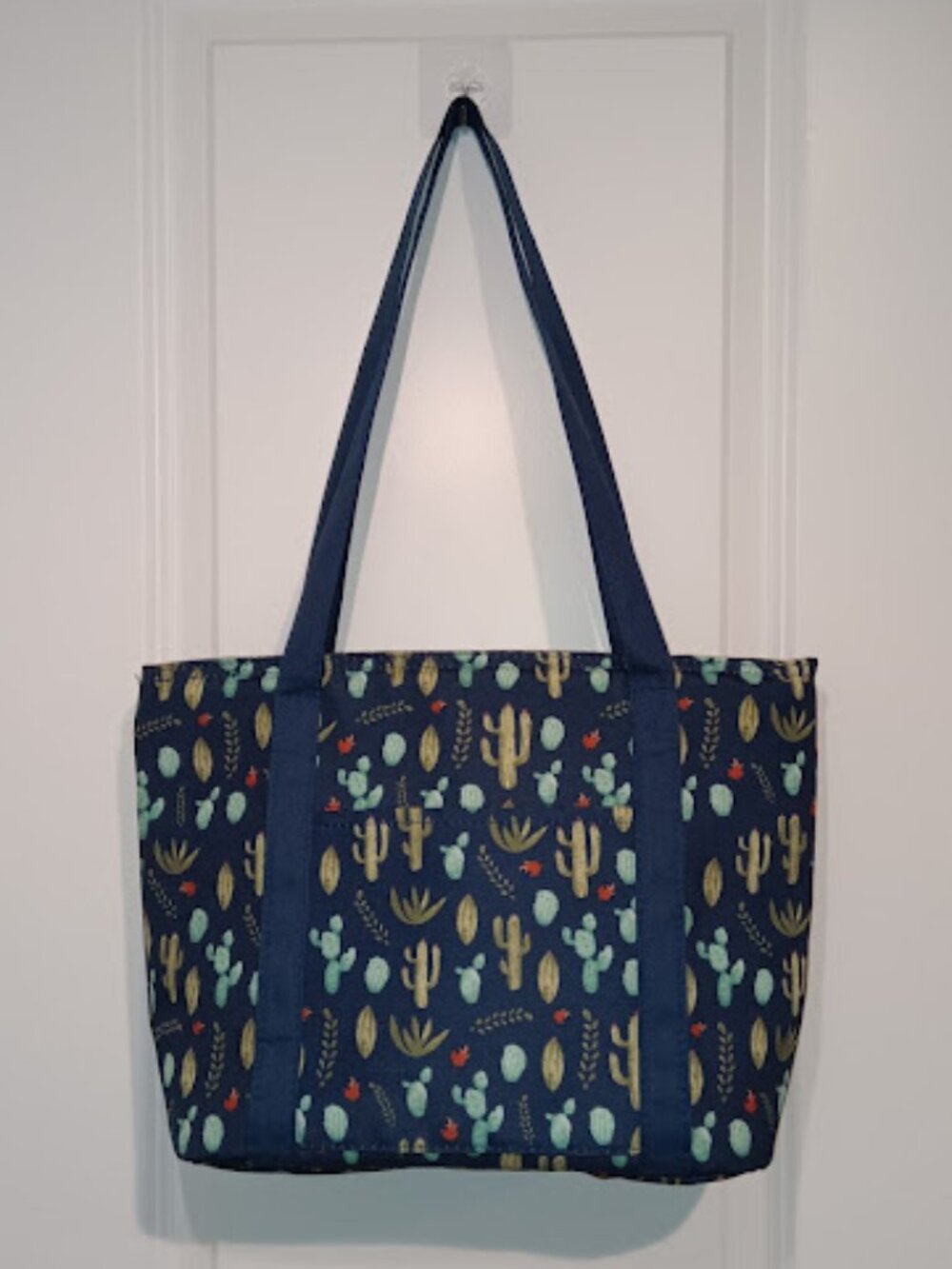 Cactus Desert Insulated To Go Cooler Bag  Zip Close Front Pouch Lunch Southwest
